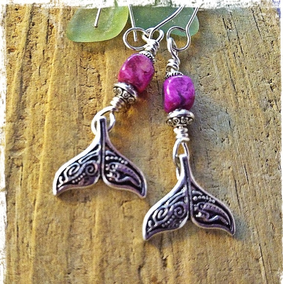 Mermaid/Whales Tail Ruby Crazy Lace Agate Earrings - Picture 2 of 8